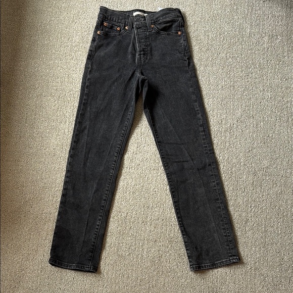 Levi's Denim - WOMENS LEVI WEDGIE STRAIGHT LEG JEANS NEVER WORN